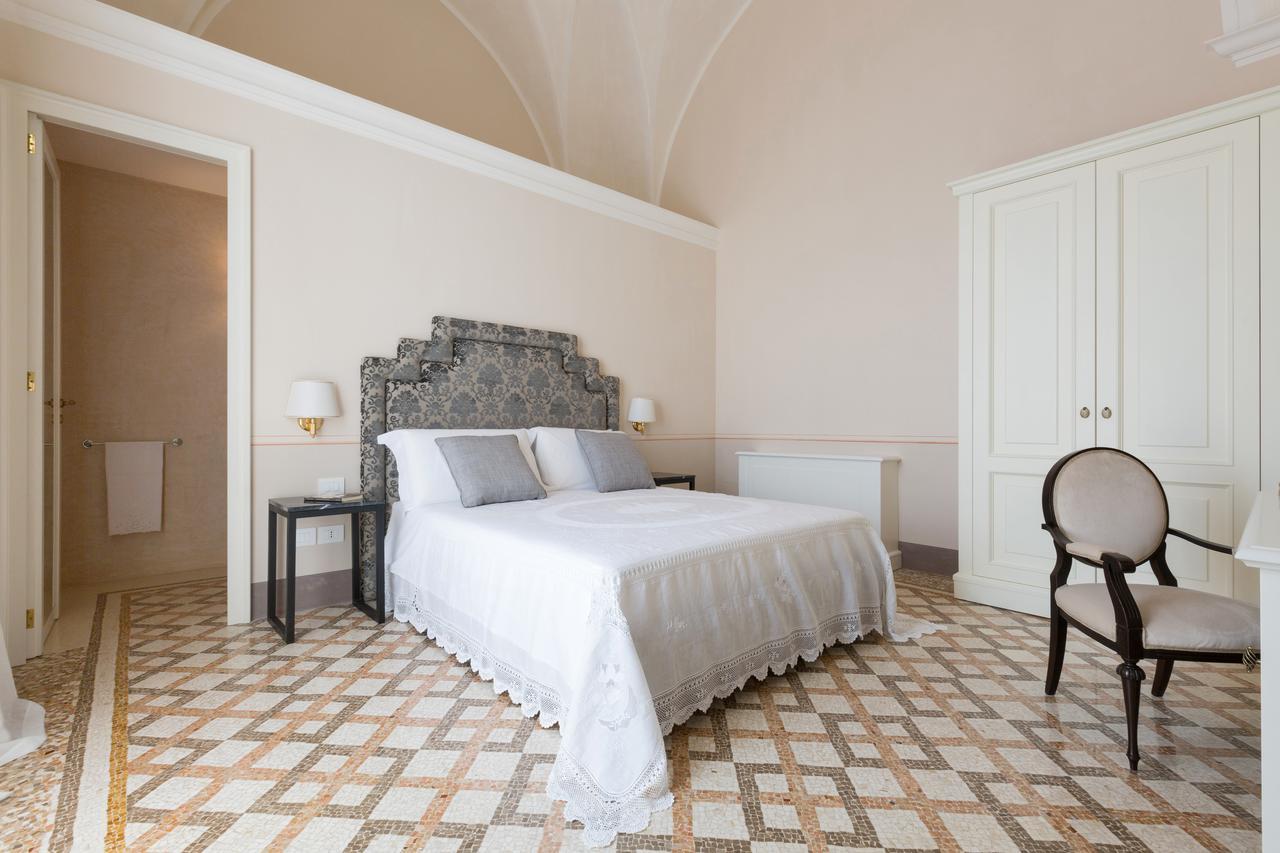 Bed and Breakfast Palazzo Fasti Casarano Exterior foto